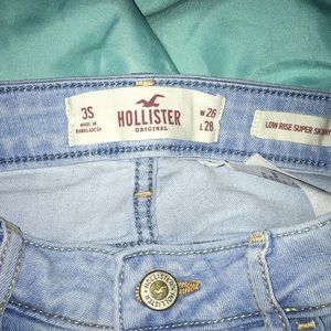 Hollister jeans